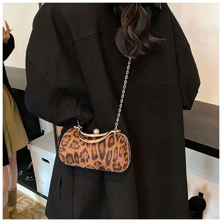 Leopard Print Chain Shoulder Bag Women 2024 — feature 24