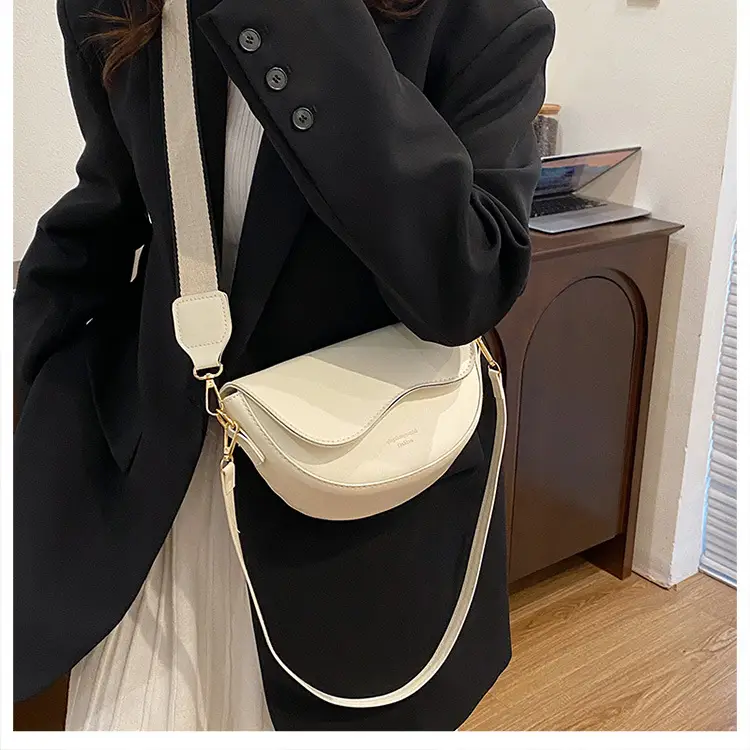 Retro Crossbody Bag Women's Tan 2024 Autumn — feature 13