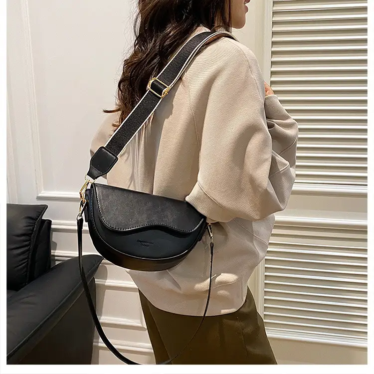 Retro Crossbody Bag Women's Tan 2024 Autumn — feature 9