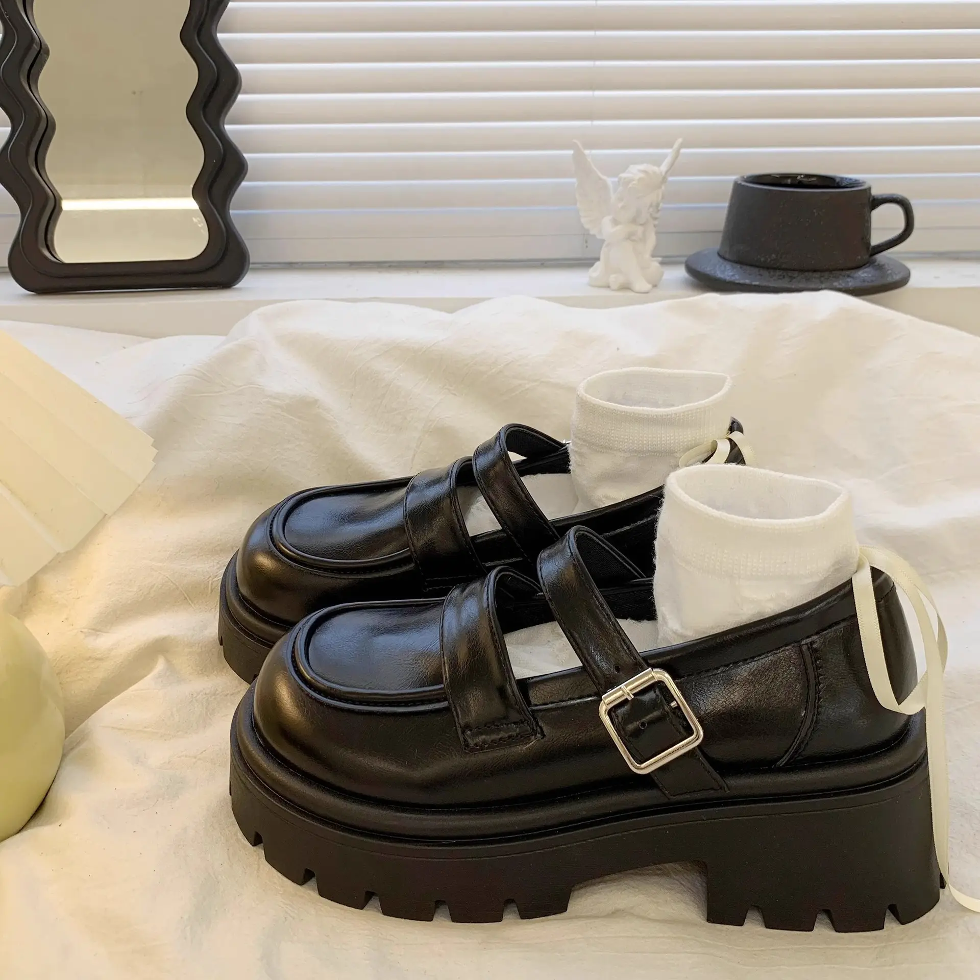 Women's Retro British Platform Shoes 2024 Spring New College-style Japanese Jk Dress Mary Jane Shoes — feature 16