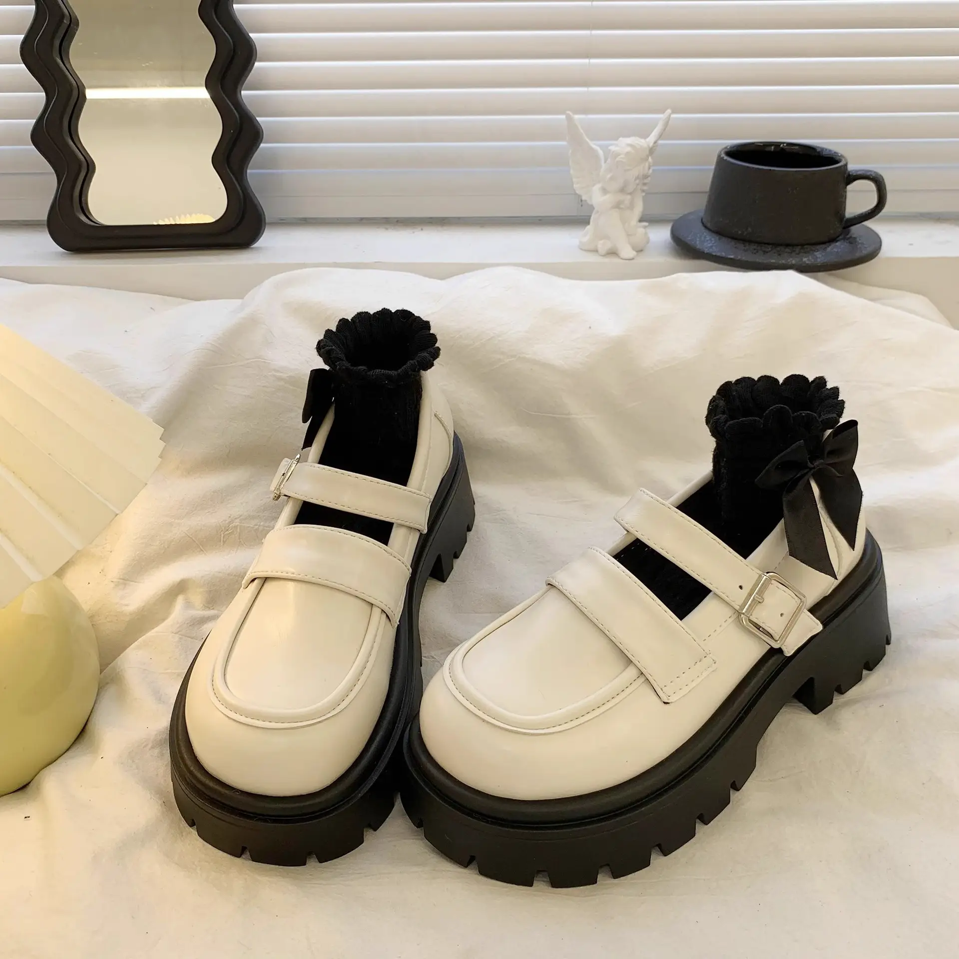 Women's Retro British Platform Shoes 2024 Spring New College-style Japanese Jk Dress Mary Jane Shoes — feature 3