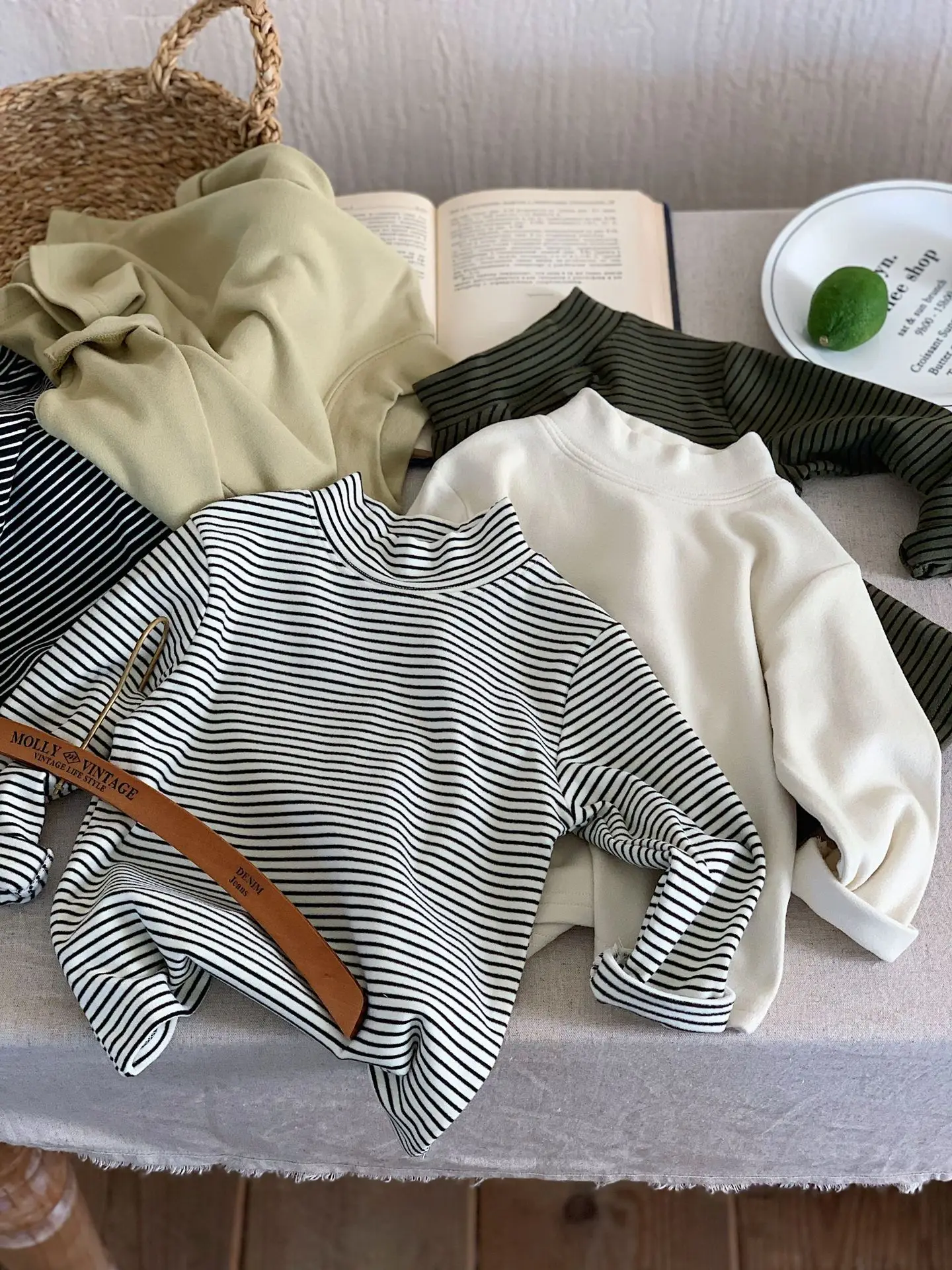 Children Striped Fleece T-Shirt Cream White Half Collar — feature 5