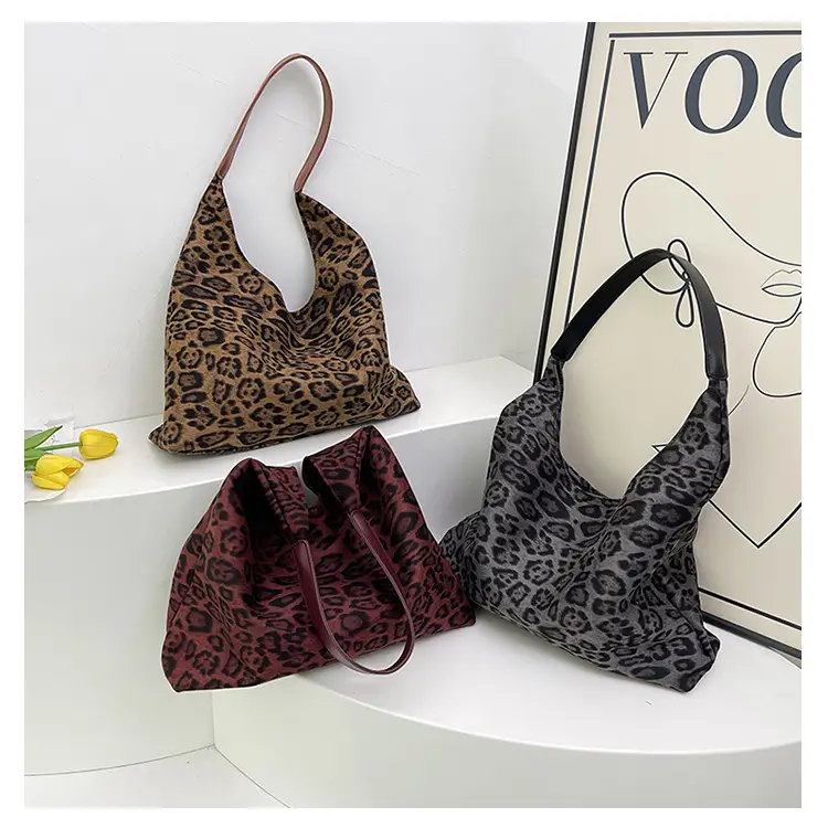 Leopard Print Women's Large Capacity Tote Bag — feature 1