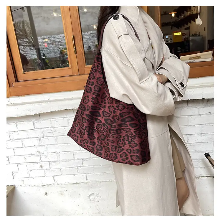 Leopard Print Women's Large Capacity Tote Bag — feature 20