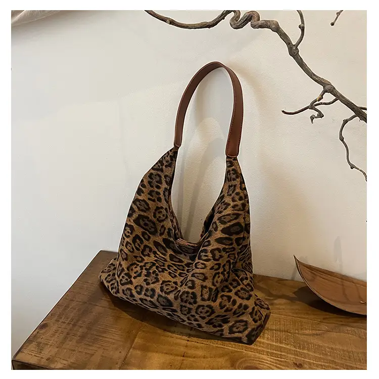 Leopard Print Women's Large Capacity Tote Bag — feature 26