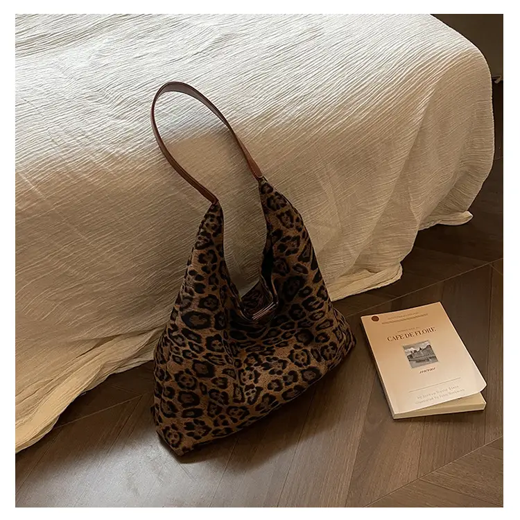 Leopard Print Women's Large Capacity Tote Bag — feature 27