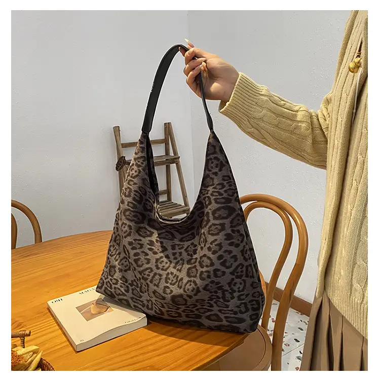 Leopard Print Women's Large Capacity Tote Bag — feature 7