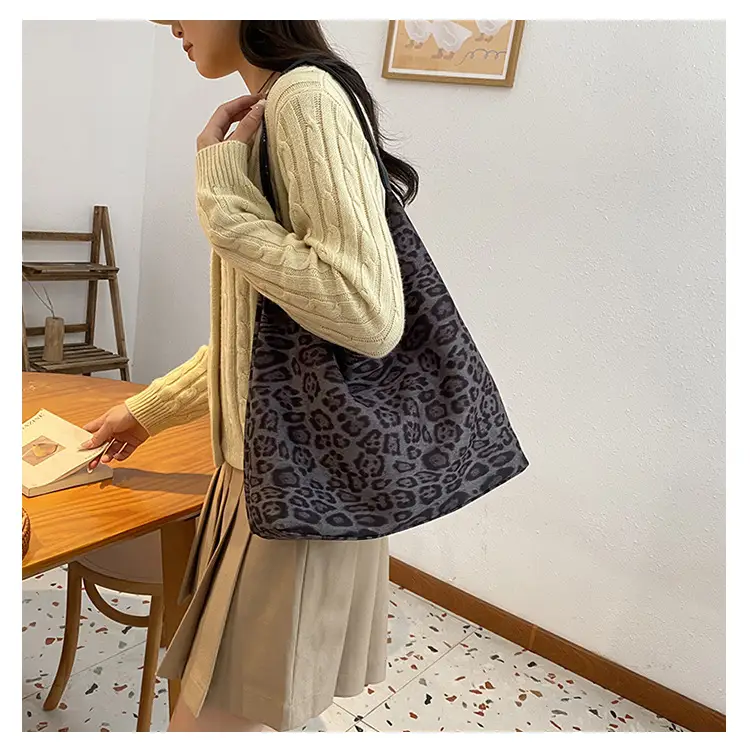 Leopard Print Women's Large Capacity Tote Bag — feature 8