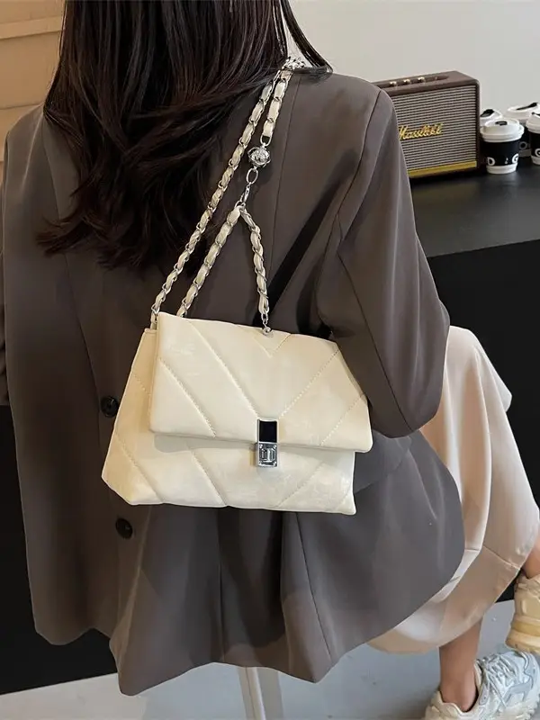 Black Rhombus Chain Shoulder Bag for Women 2024 - Image 6