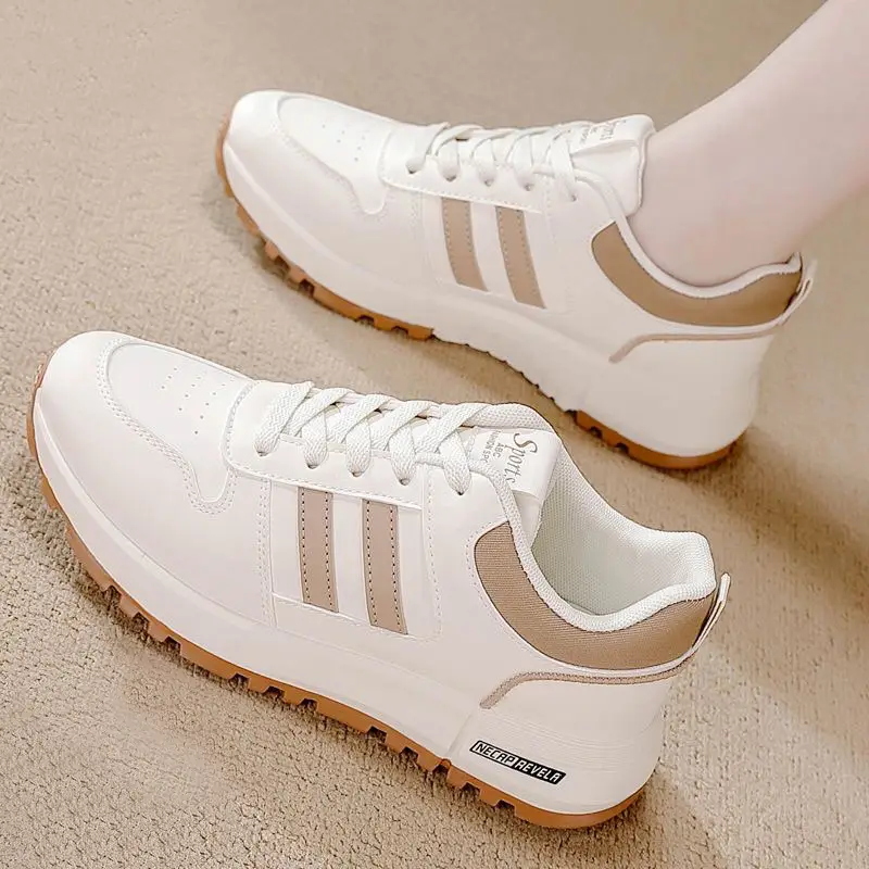 sneaker Women Ins Leather All-match 2024 Autumn New Thick Sole Non-slip Lightweight Explosive Forrest Gump Shoes for Women 5115