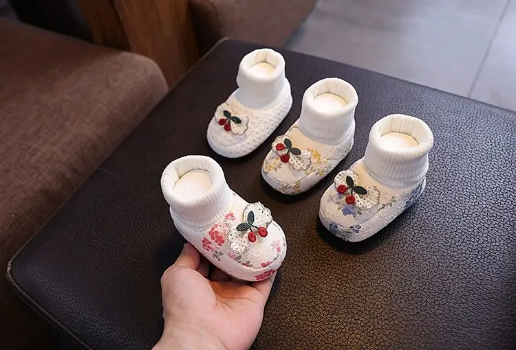 Newborn Floral Baby Shoes White 3-6Yr — feature 3