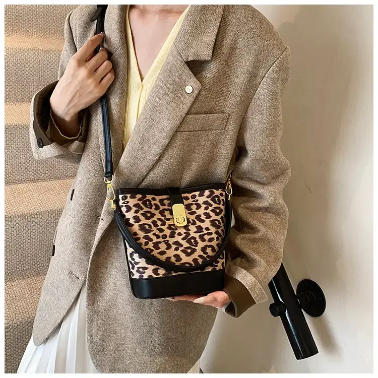 Leopard Print Shoulder Messenger Bag Women 2024 — feature 15