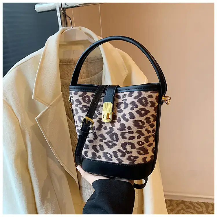 Leopard Print Shoulder Messenger Bag Women 2024 — feature 17