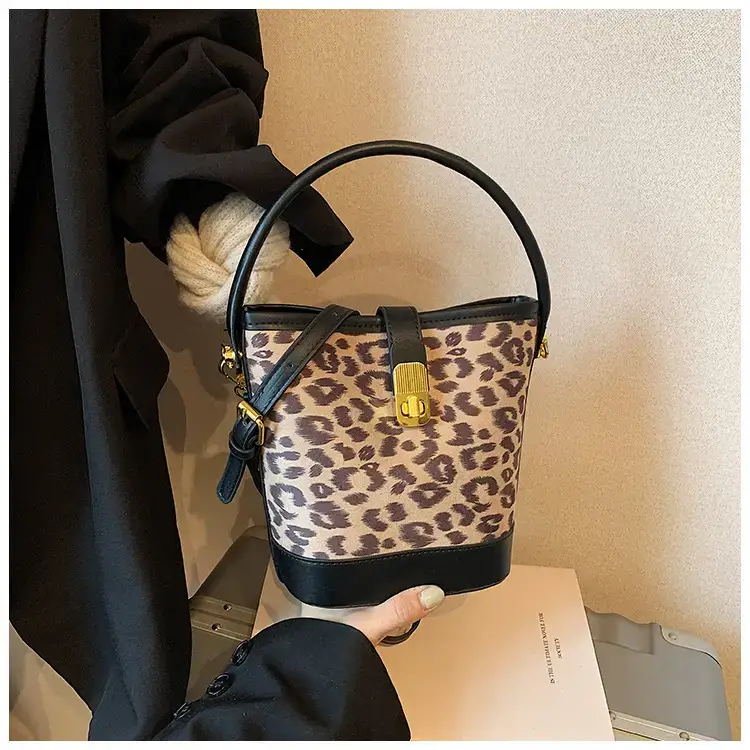 Leopard Print Shoulder Messenger Bag Women 2024 — feature 18