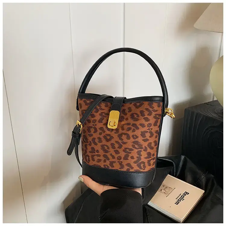 Leopard Print Shoulder Messenger Bag Women 2024 — feature 21