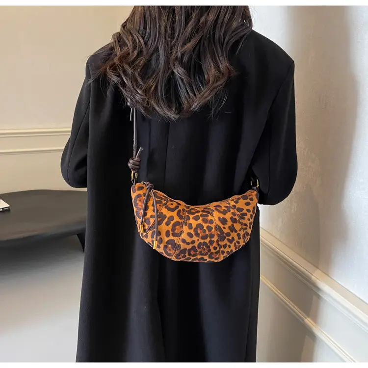 Retro Leopard Print Shoulder Crossbody Bag Women Large Capacity — feature 10