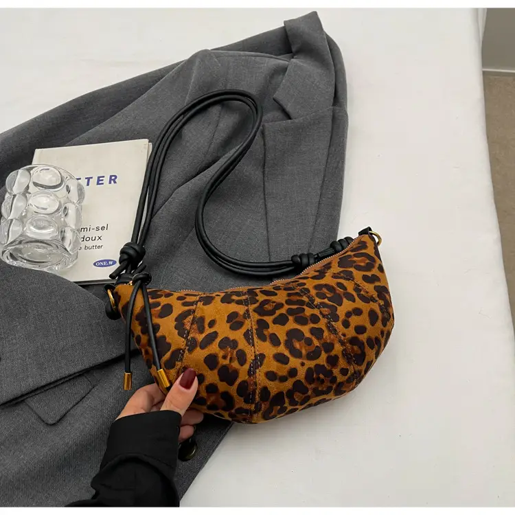 Retro Leopard Print Shoulder Crossbody Bag Women Large Capacity — feature 33