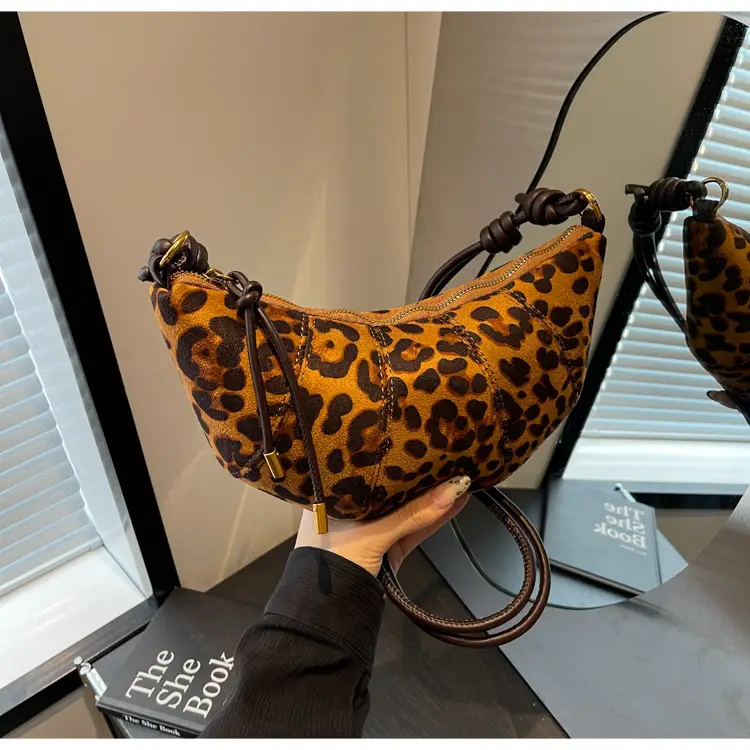 Retro Leopard Print Shoulder Crossbody Bag Women Large Capacity — feature 38