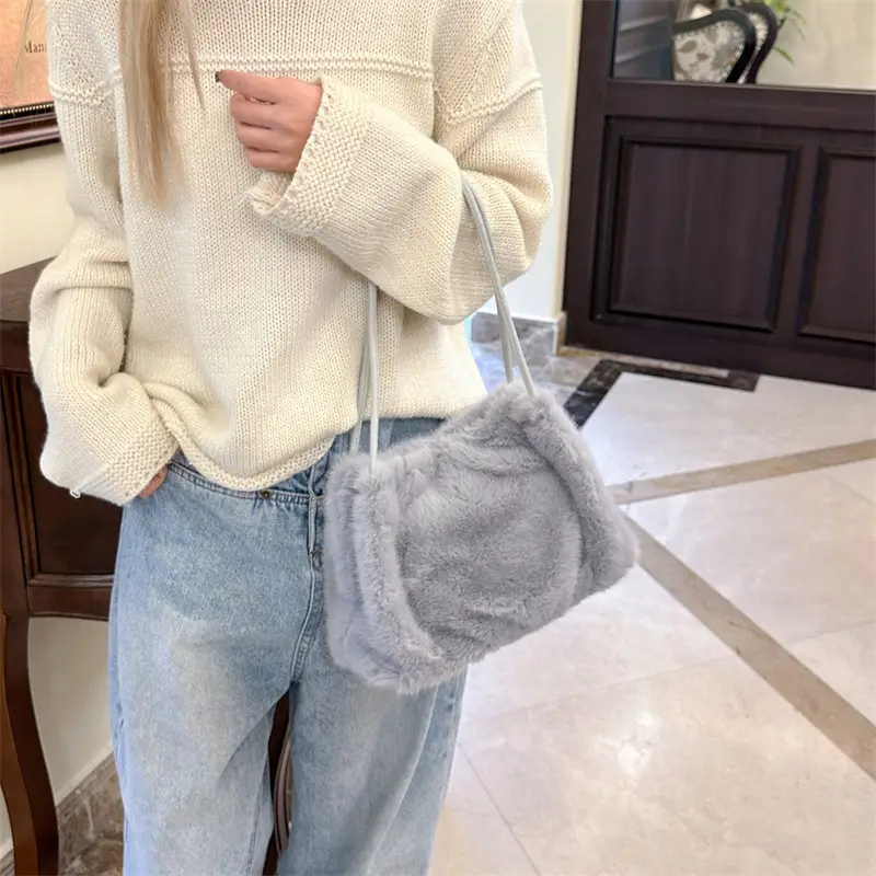 Women's New Fluffy Shoulder Bag Beige Large Capacity - Image 7