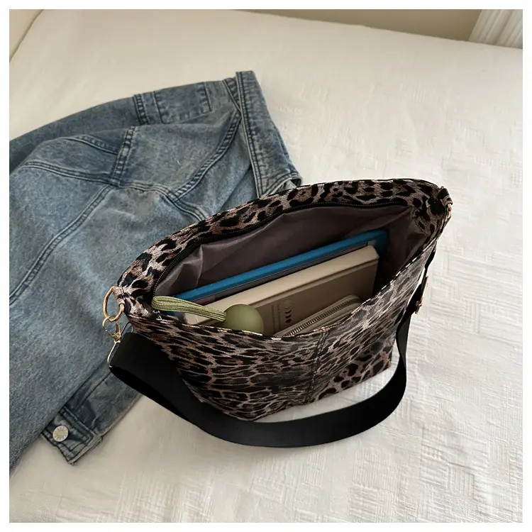 Japanese Style Leopard Print Crossbody Bag for Women — feature 24