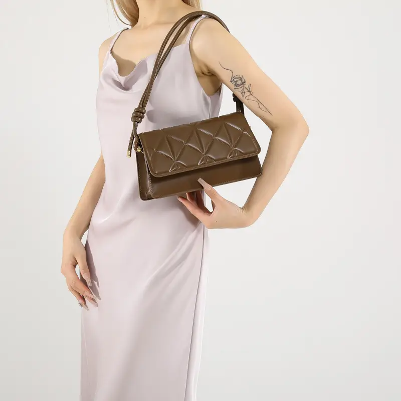 Women's French Niche Quilted Shoulder Bag Beige 2024 - Image 9
