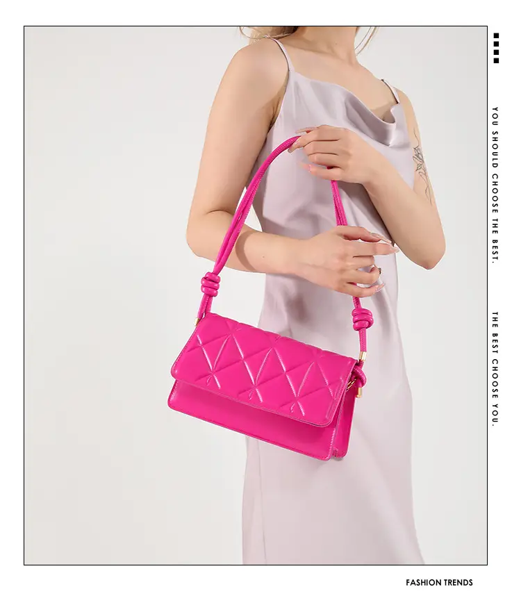 Women's French Niche Quilted Shoulder Bag Beige 2024 — feature 1