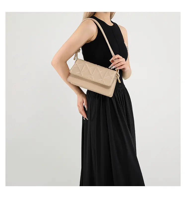 Women's French Niche Quilted Shoulder Bag Beige 2024 — feature 16