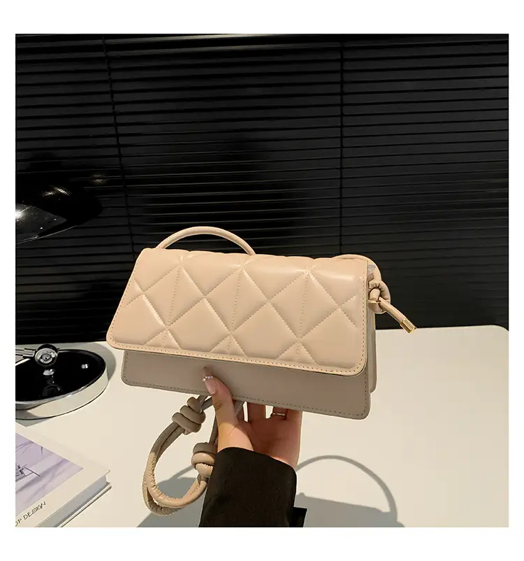 Women's French Niche Quilted Shoulder Bag Beige 2024 - Image 4