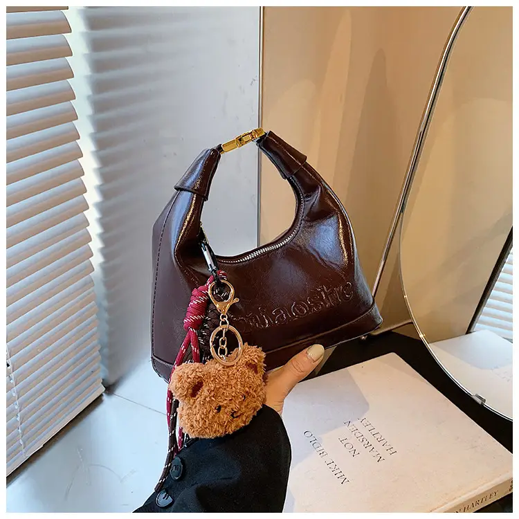 Vintage Red Hand Pea Bag for Women 2024 — feature 17