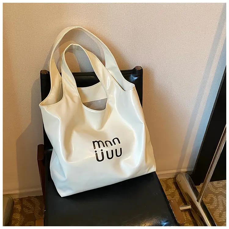 Women's Black PU Leather Commuter Bag 2026 — feature 35