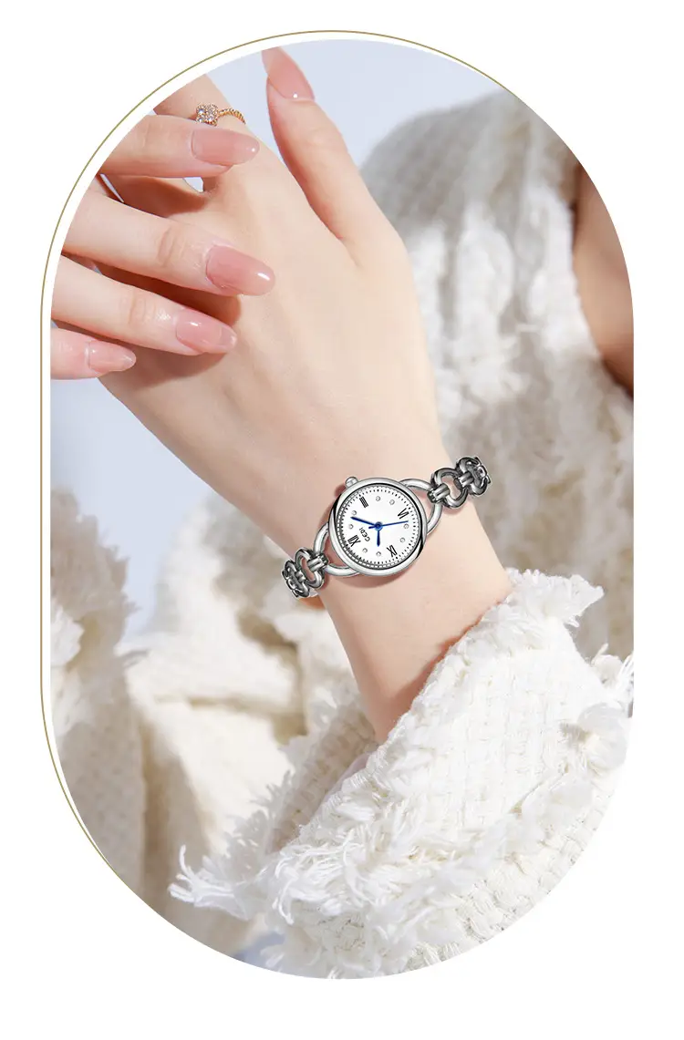 Women's Gold Quartz Bracelet Watch with Chain Strap — feature 12
