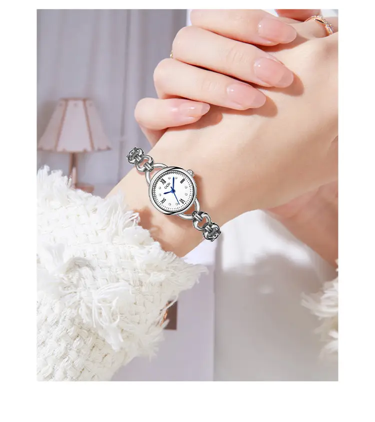 Women's Gold Quartz Bracelet Watch with Chain Strap — feature 13