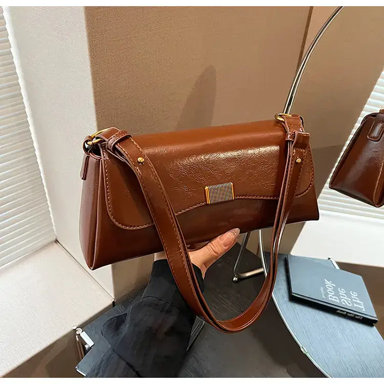 Women's Brown Leather Crossbody Bag 2024 New Style — feature 16