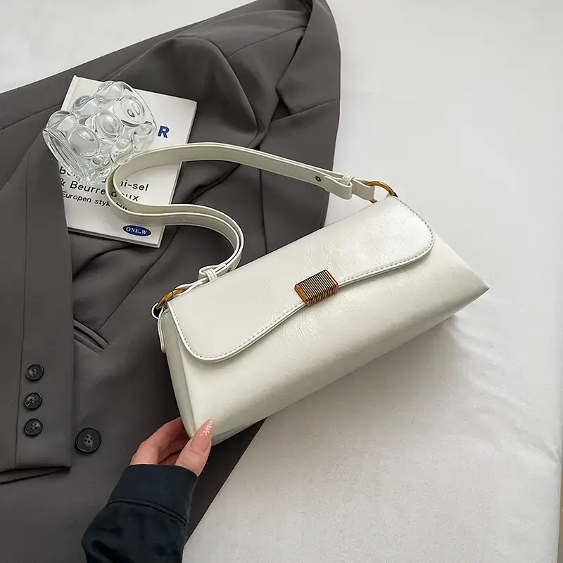 Women's Brown Leather Crossbody Bag 2024 New Style - Image 4