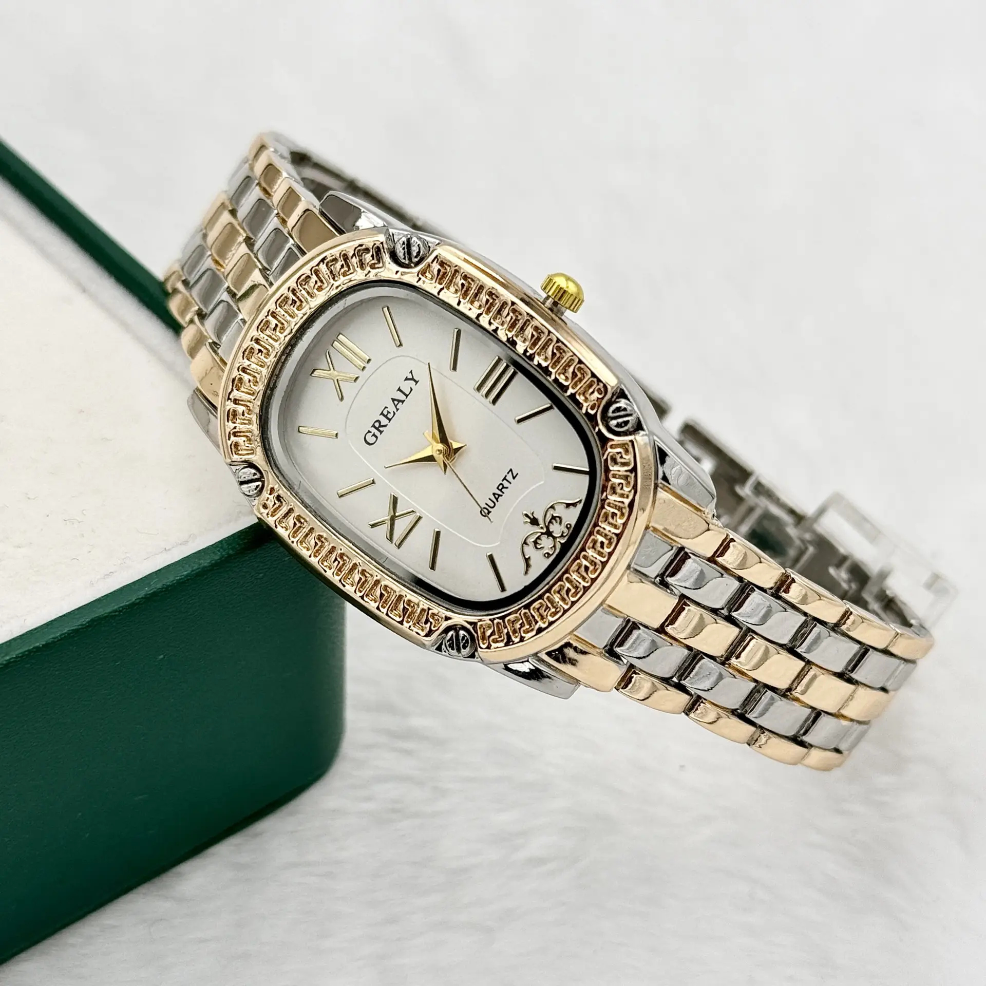 Grealy Women's Oval Roman Quartz Watch with Diamond Band — feature 6