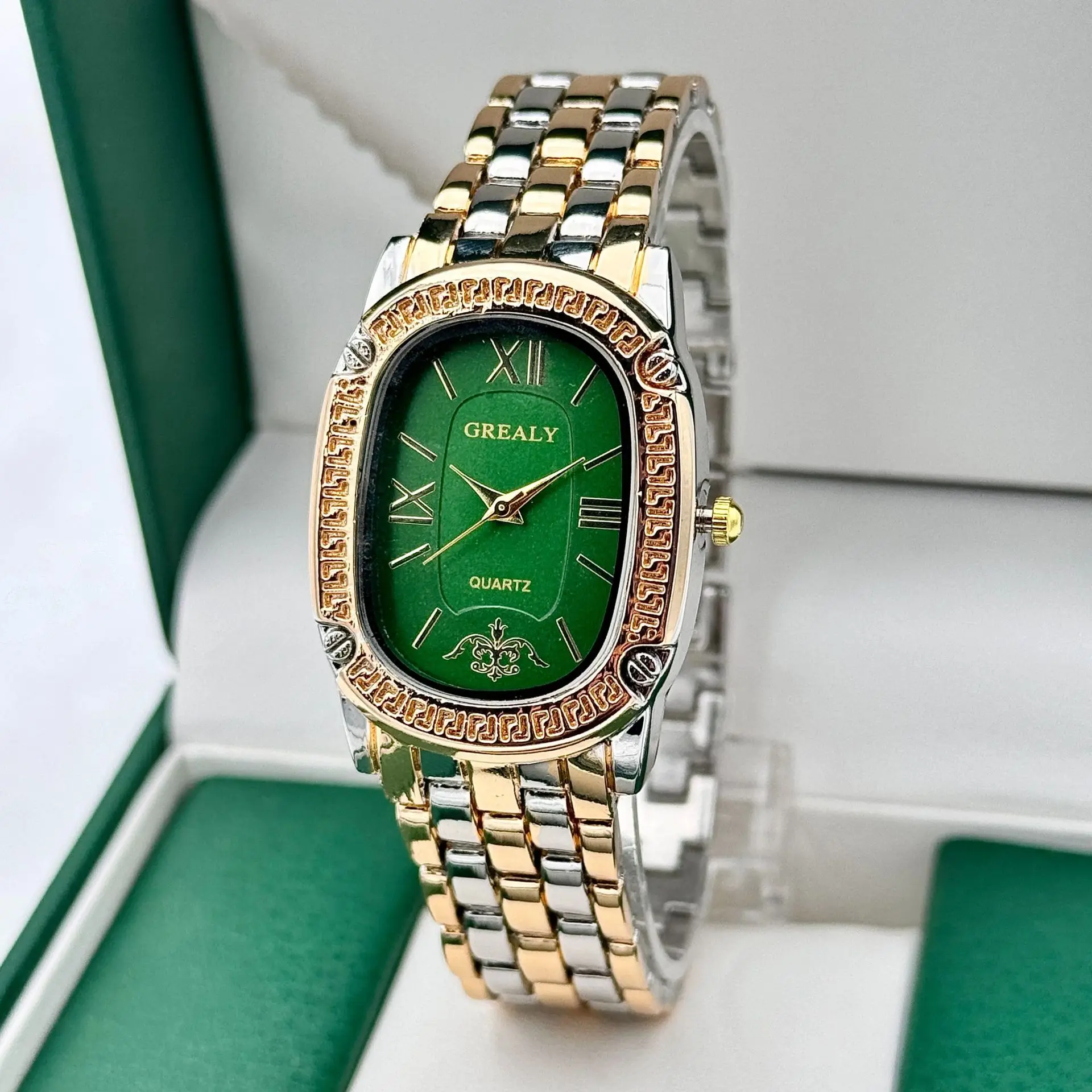 Grealy Women's Oval Roman Quartz Watch with Diamond Band — feature 7