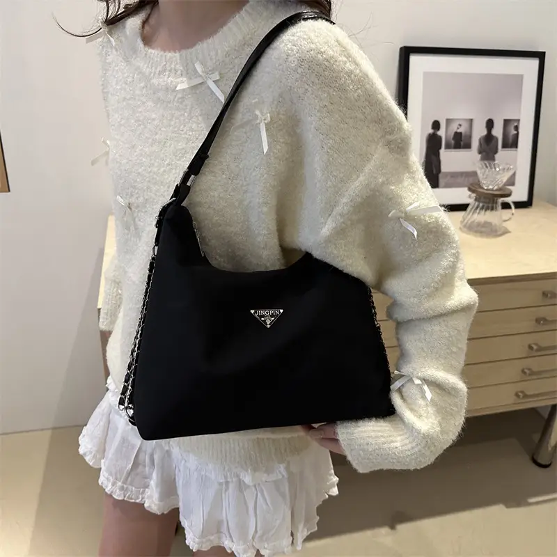 Black Women's Large Capacity Shoulder Bag - Image 4