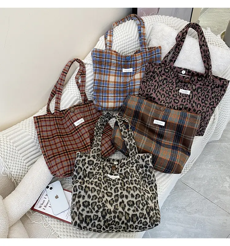 Women's Leopard Print Wool Shoulder Bag Autumn Winter — feature 2
