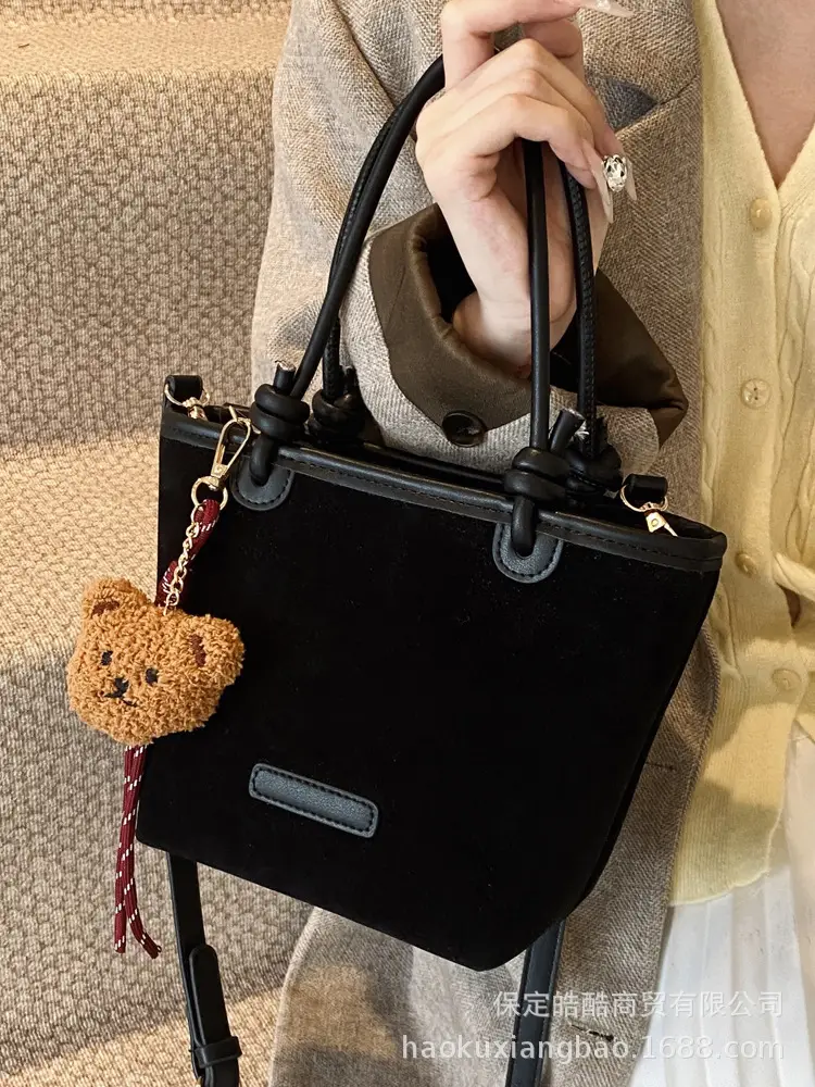 Frosted Women's Shoulder Bag Large Capacity Tan - Image 8
