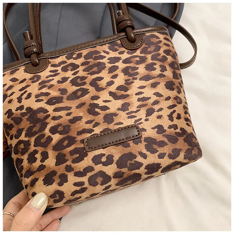 Frosted Women's Shoulder Bag Large Capacity Tan — feature 6