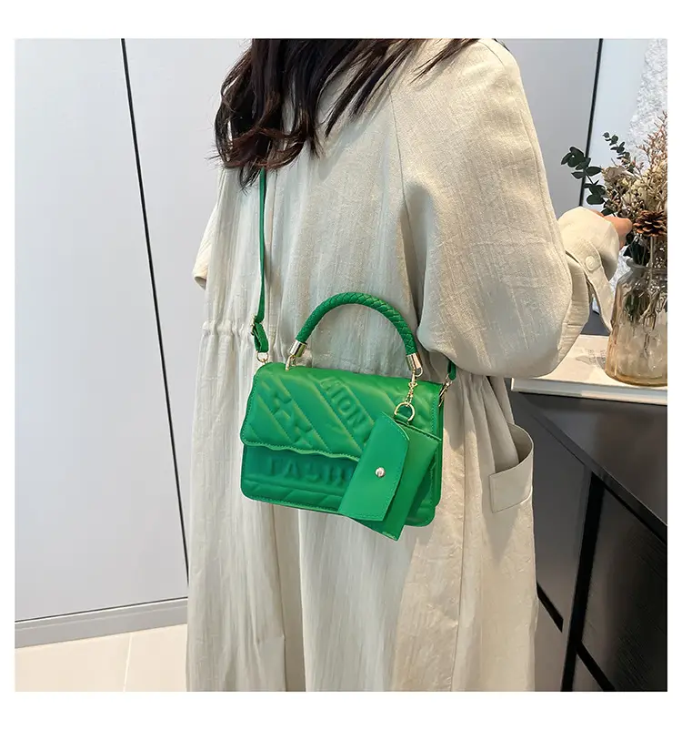 Green Quilted Shoulder Bag 2024 Autumn New — feature 13