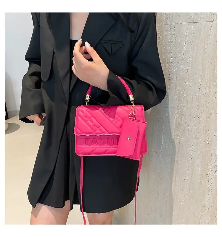Green Quilted Shoulder Bag 2024 Autumn New — feature 17