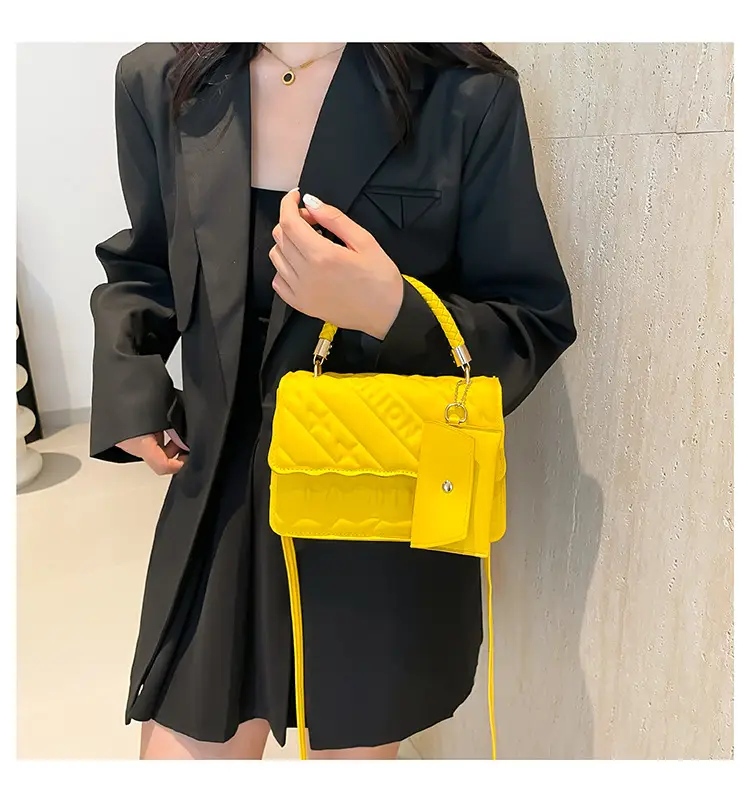 Green Quilted Shoulder Bag 2024 Autumn New — feature 19