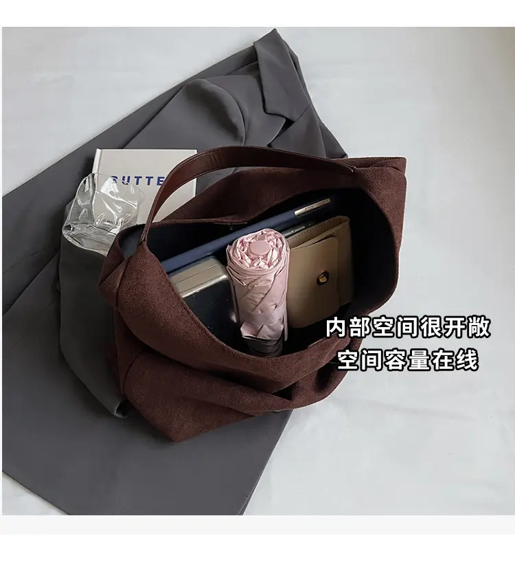 Women Retro Large Capacity Shoulder Bag Black American Style — feature 9