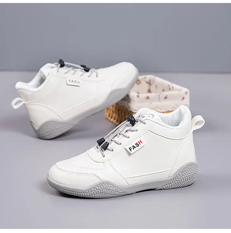 2026 New Autumn Lightweight Student Casual Shoes for Women, Mid-Top Versatile White Shoes, Thick-Soled Wear-Resistant Women's Sports Shoes — feature 23