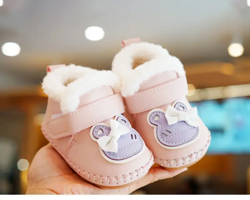 Baby Winter Fleece Slippers Cream Yellow 0-1Yr — feature 10