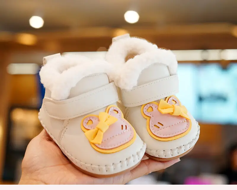 Baby Winter Fleece Slippers Cream Yellow 0-1Yr — feature 4