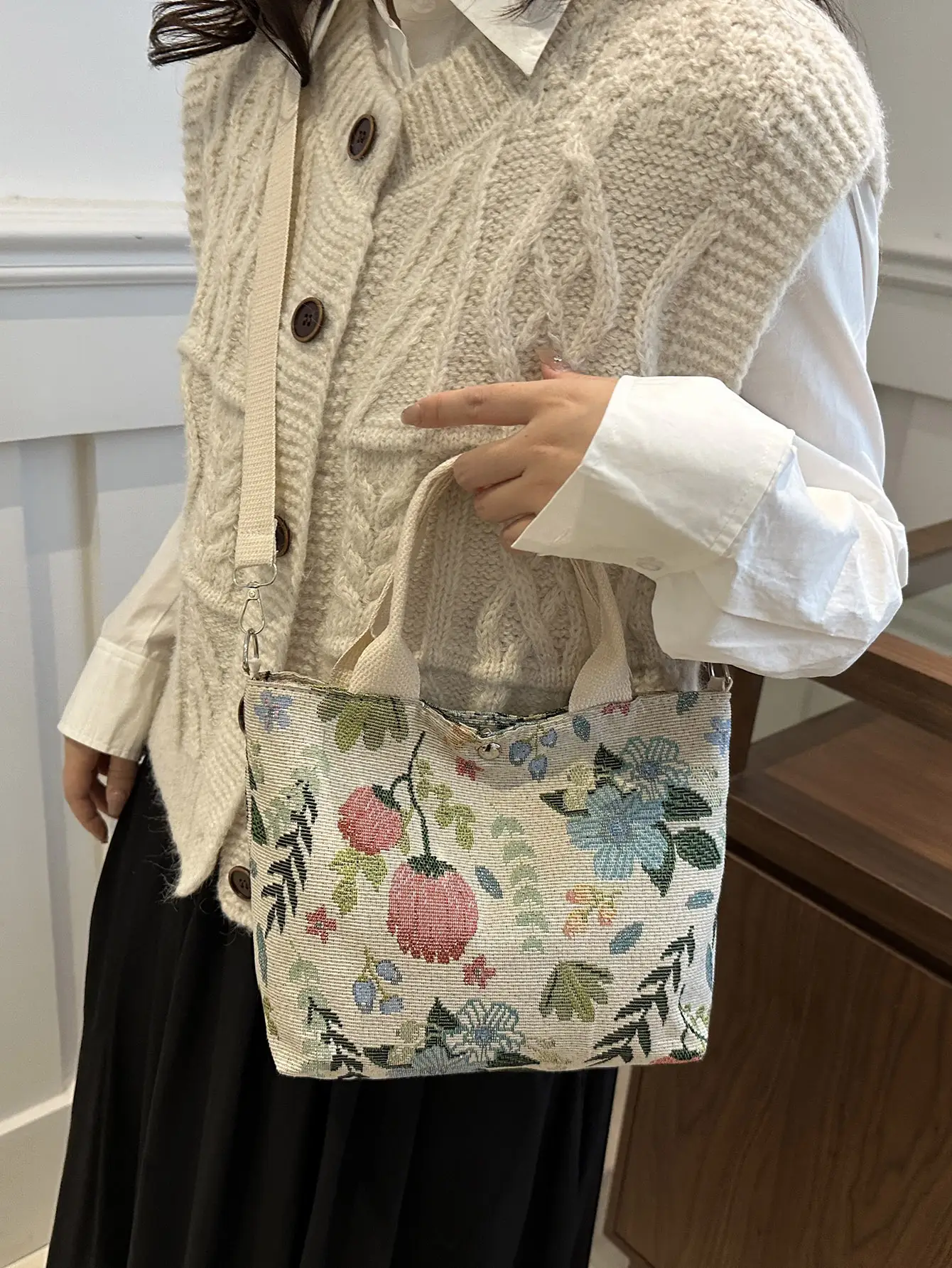 Large Capacity Ethnic Crossbody Bag Women 2024 New Canvas Commuter - Image 8