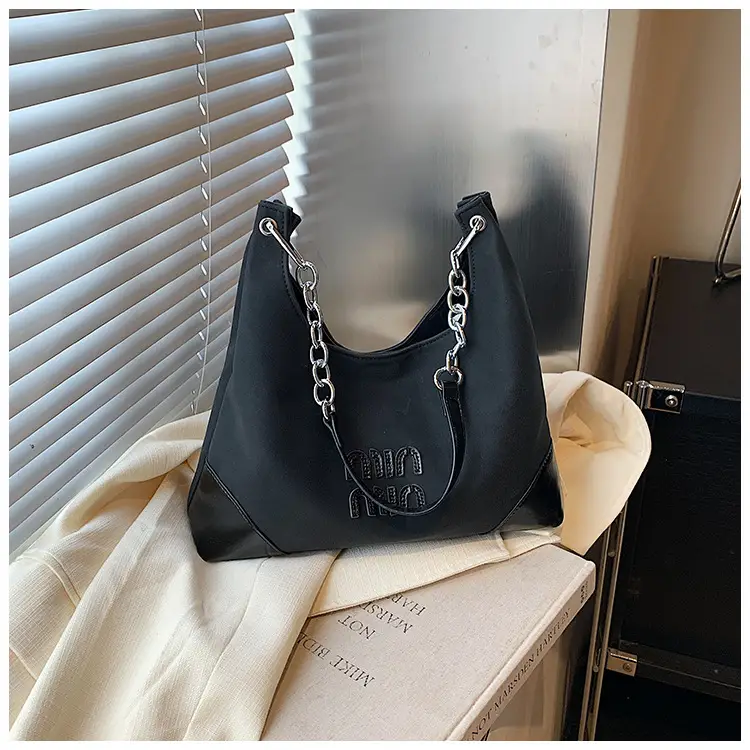Frosted Shoulder Bag Women Retro Chain Armpit Bag — feature 18