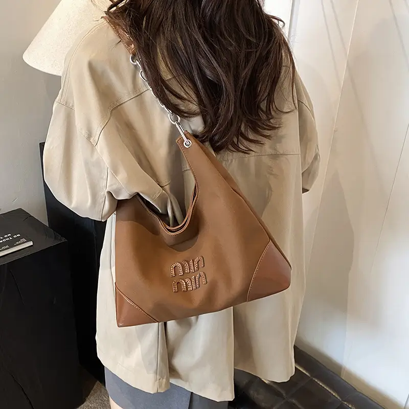 Frosted Shoulder Bag Women Retro Chain Armpit Bag